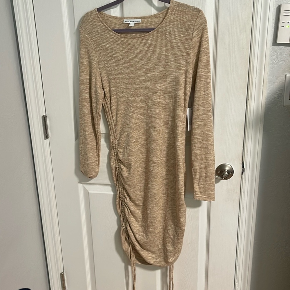 NWT Light Knit Dress  tie up  adjustable sides